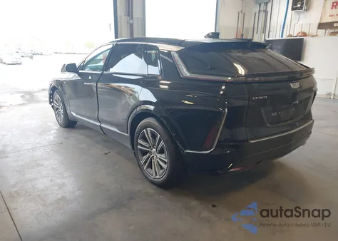 2024 Cadillac Lyriq Luxury W/1Sc from USA, damaged, VIN 1GYKPPRL4RZ116265